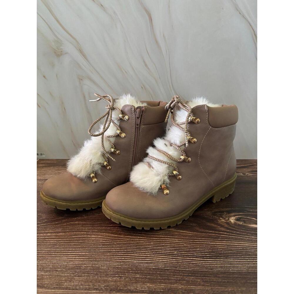 Youth Wonder Nation boots
